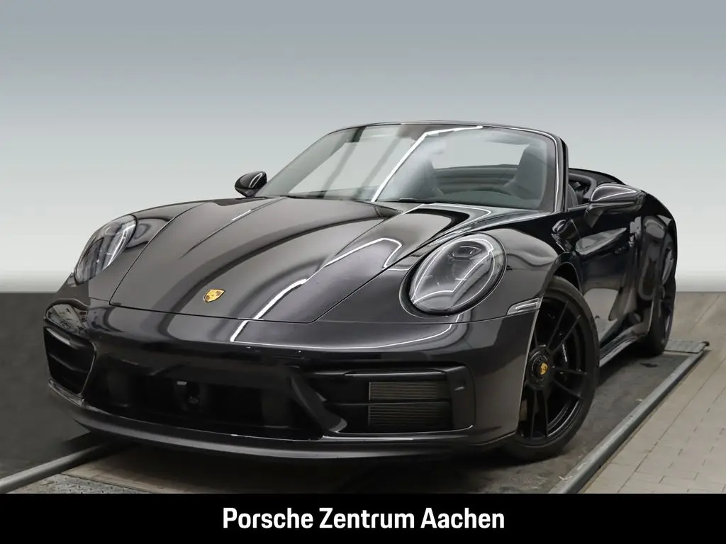 Photo 1 : Porsche 992 2024 Essence