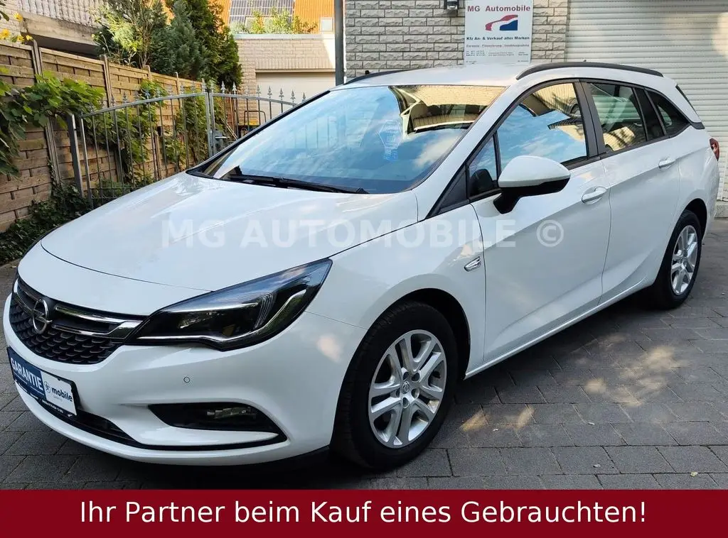 Photo 1 : Opel Astra 2018 Diesel