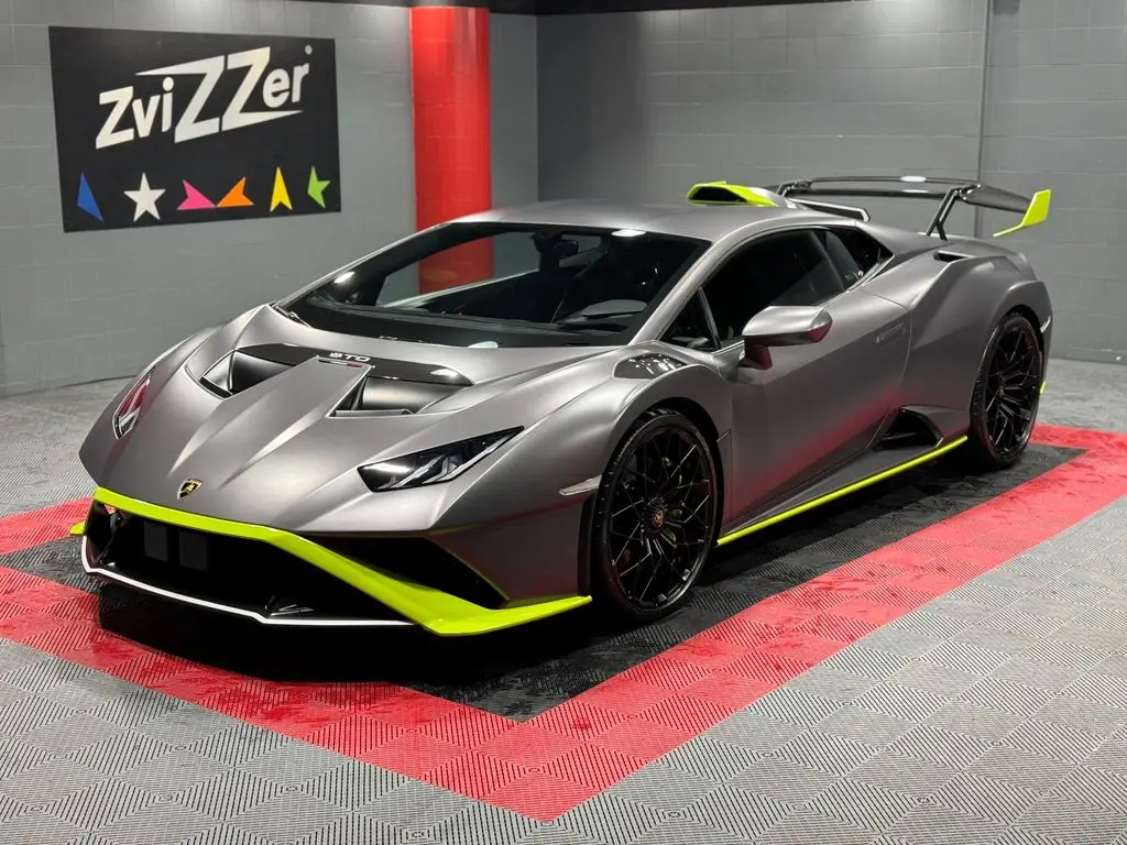 Photo 1 : Lamborghini Huracan 2023 Essence