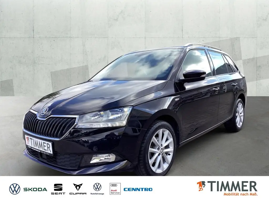 Photo 1 : Skoda Fabia 2019 Essence