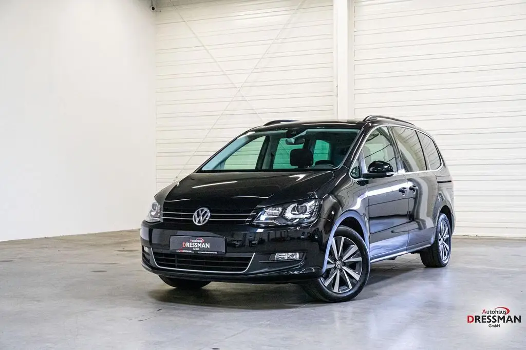 Photo 1 : Volkswagen Sharan 2022 Petrol