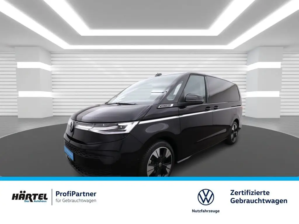 Photo 1 : Volkswagen T7 2023 Hybrid