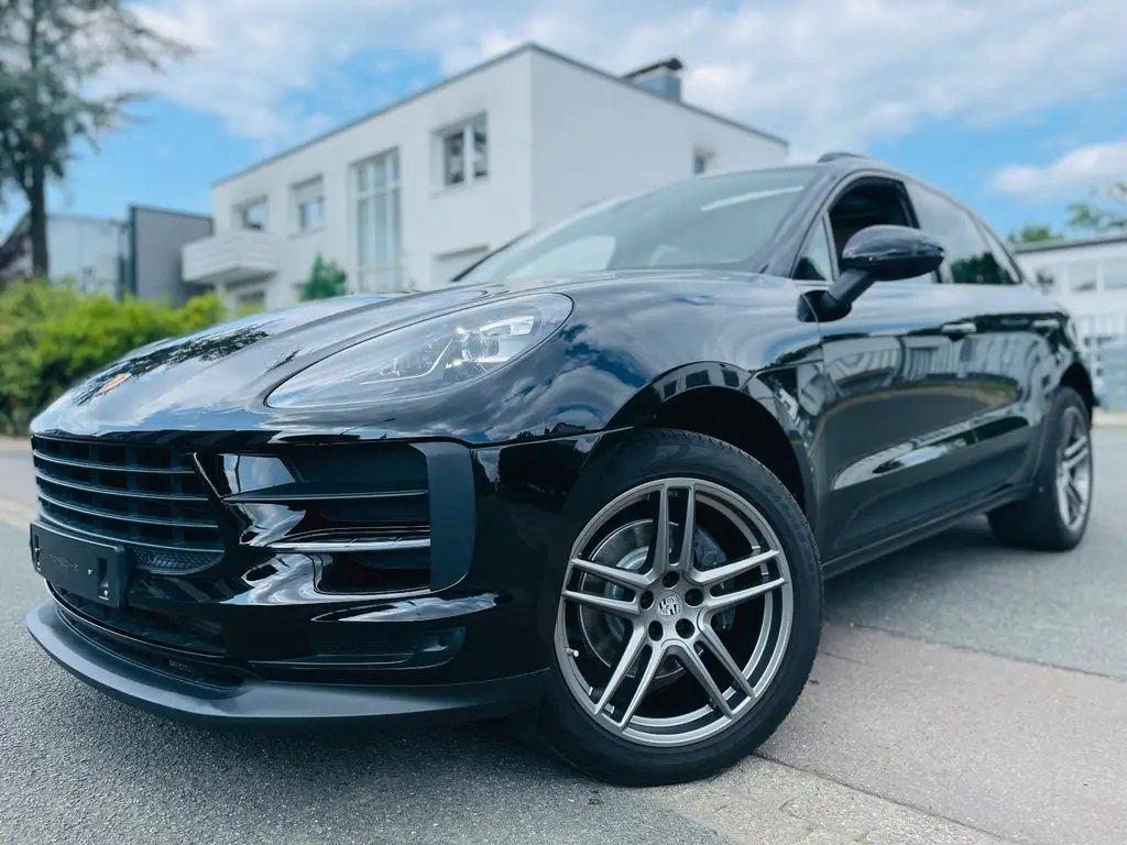 Photo 1 : Porsche Macan 2019 Petrol