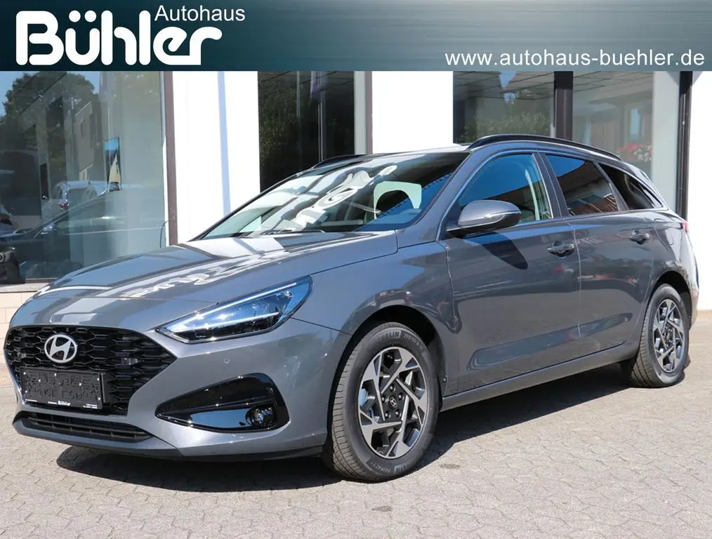 Photo 1 : Hyundai I30 2024 Petrol