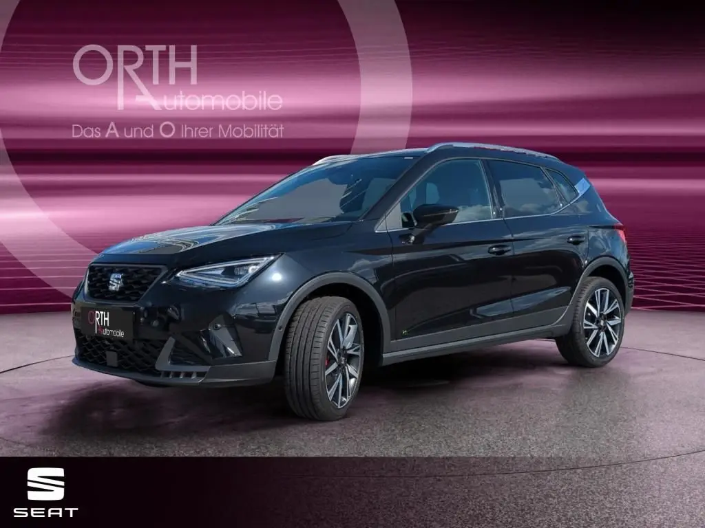 Photo 1 : Seat Arona 2024 Essence