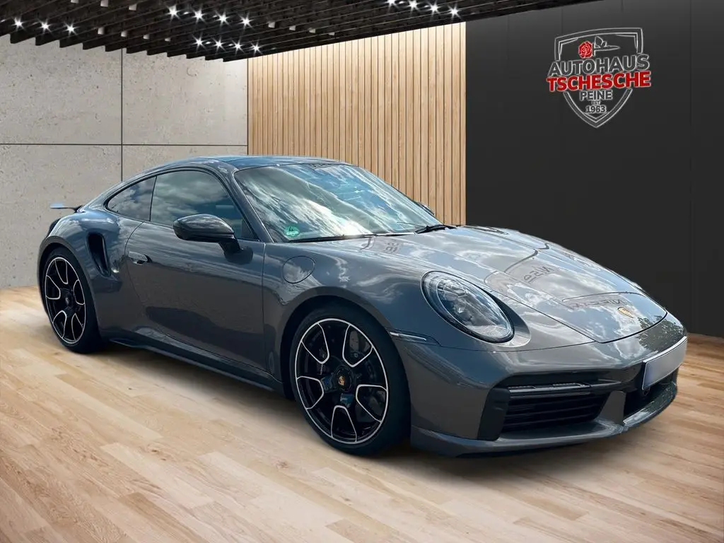 Photo 1 : Porsche 992 2023 Petrol