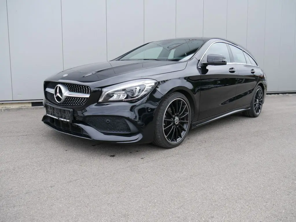 Photo 1 : Mercedes-benz Classe Cla 2017 Petrol