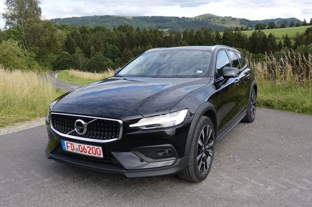 Photo 1 : Volvo V60 2021 Essence