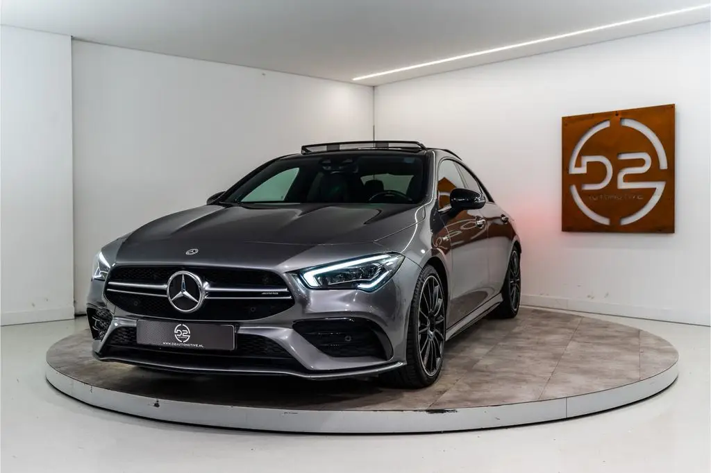 Photo 1 : Mercedes-benz Classe Cla 2021 Petrol