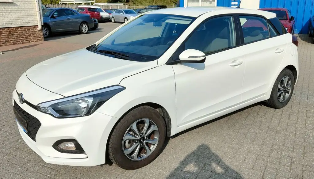 Photo 1 : Hyundai I20 2020 Petrol