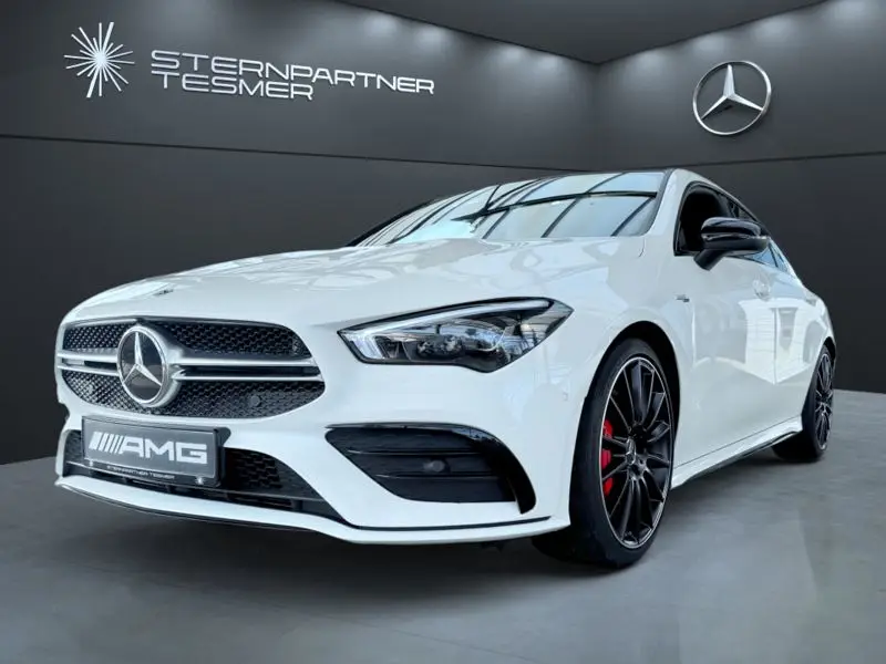 Photo 1 : Mercedes-benz Classe Cla 2023 Essence