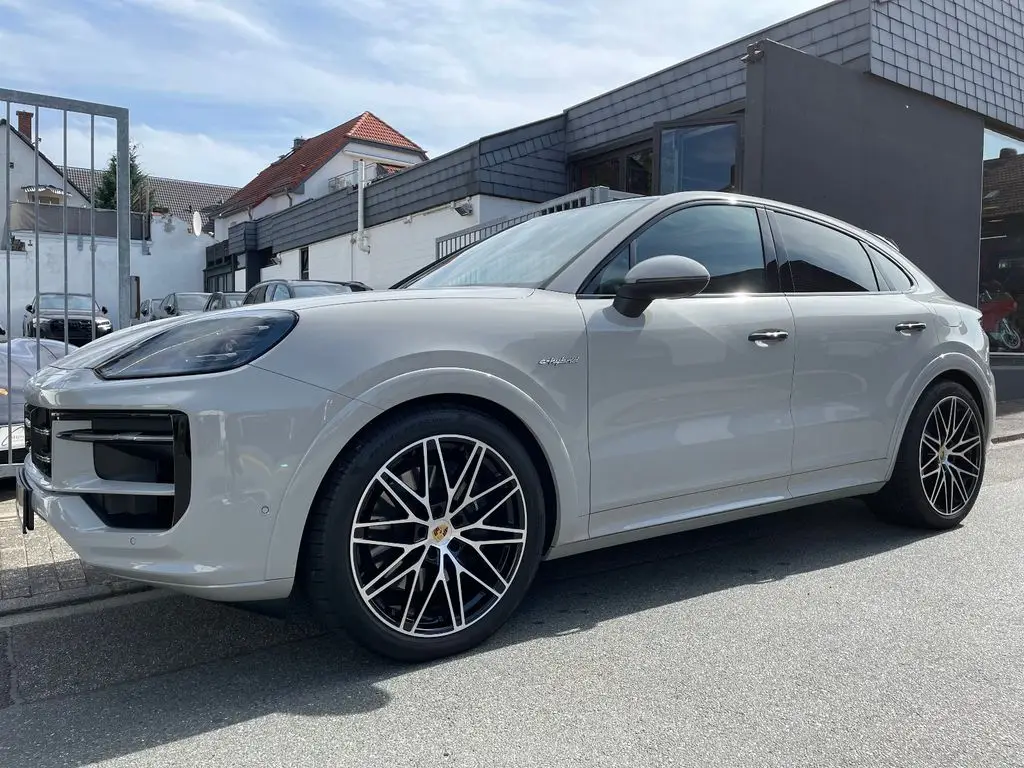 Photo 1 : Porsche Cayenne 2024 Hybride