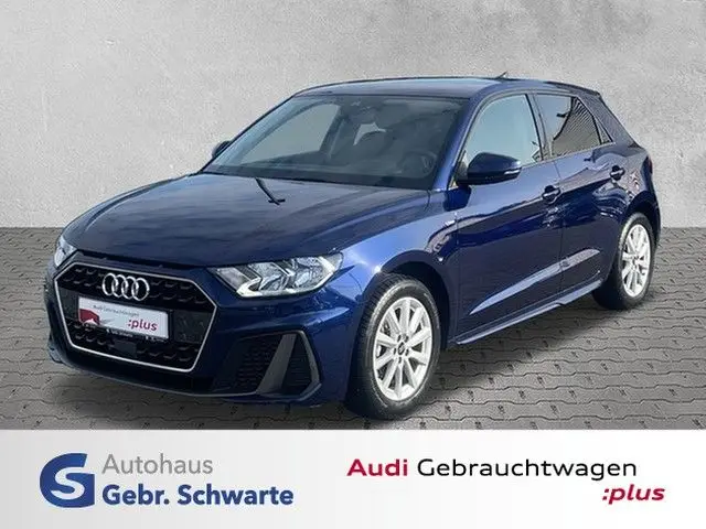 Photo 1 : Audi A1 2023 Essence