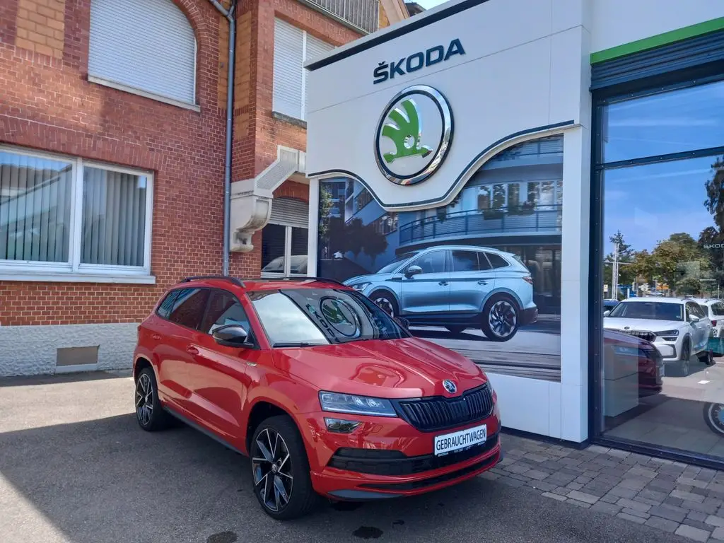 Photo 1 : Skoda Karoq 2021 Essence