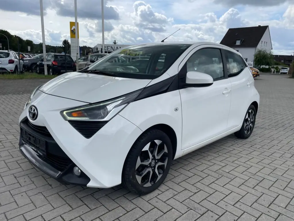 Photo 1 : Toyota Aygo X 2019 Petrol