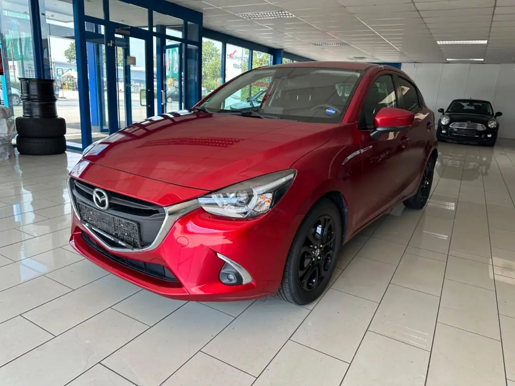 Photo 1 : Mazda 2 2018 Petrol