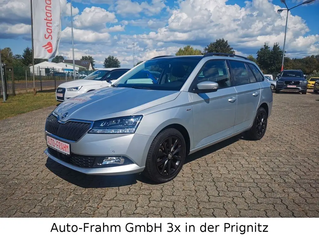 Photo 1 : Skoda Fabia 2020 Essence