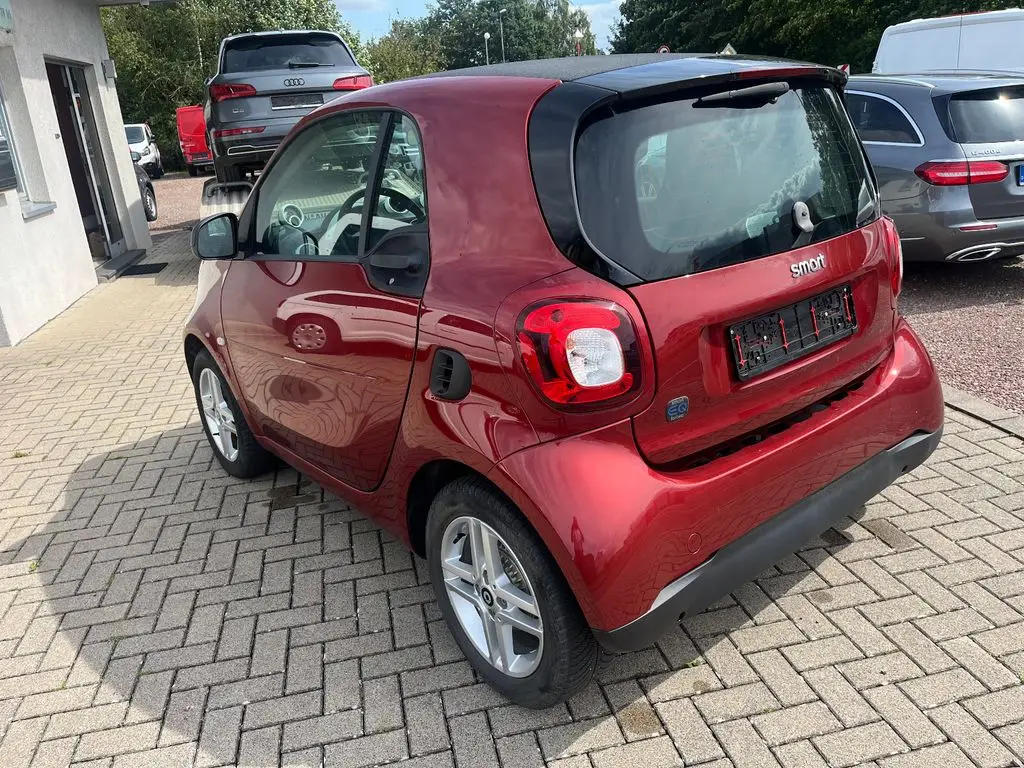 Photo 1 : Smart Fortwo 2020 Non renseigné