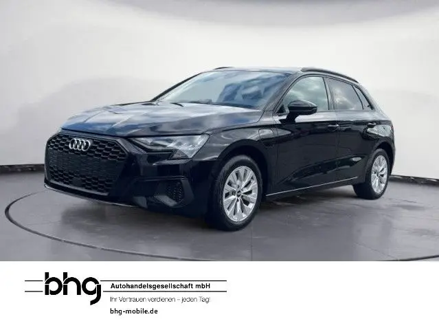 Photo 1 : Audi A3 2021 Hybrid