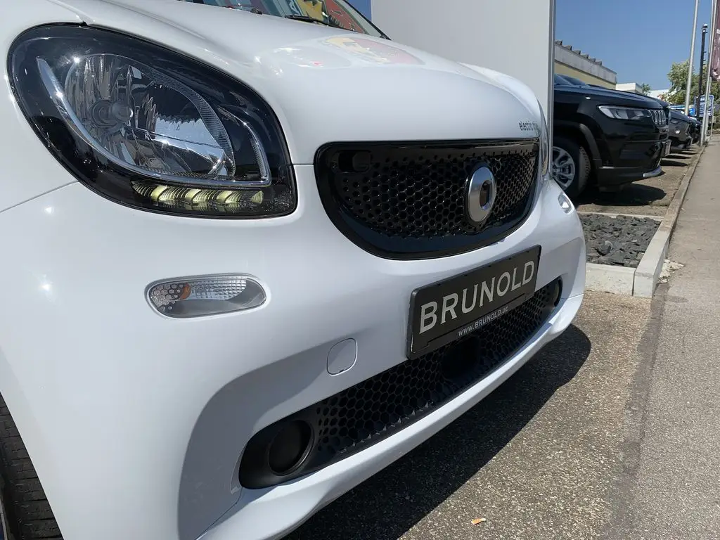 Photo 1 : Smart Fortwo 2018 Non renseigné