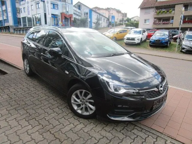 Photo 1 : Opel Astra 2021 Diesel