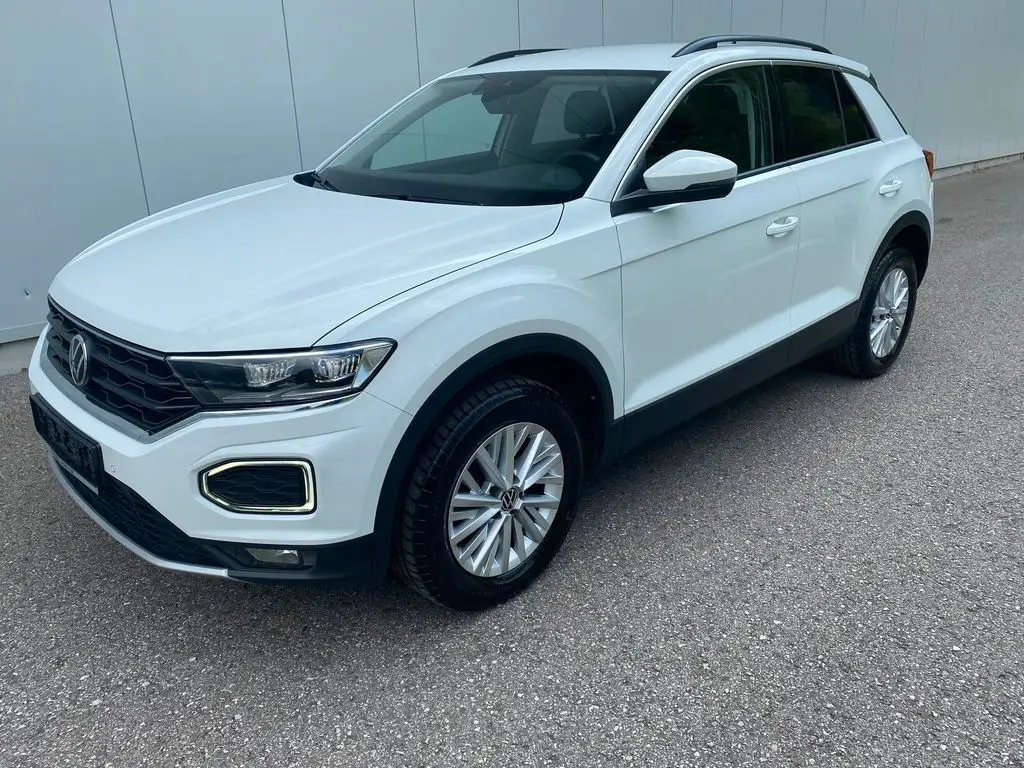 Photo 1 : Volkswagen T-roc 2021 Essence