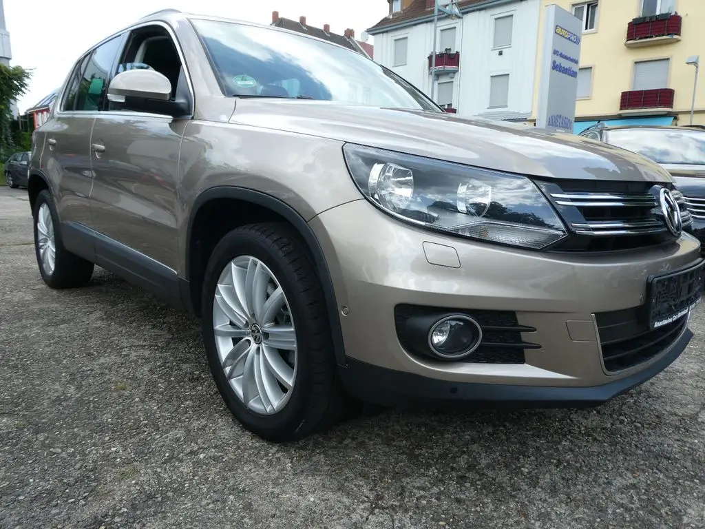 Photo 1 : Volkswagen Tiguan 2015 Essence