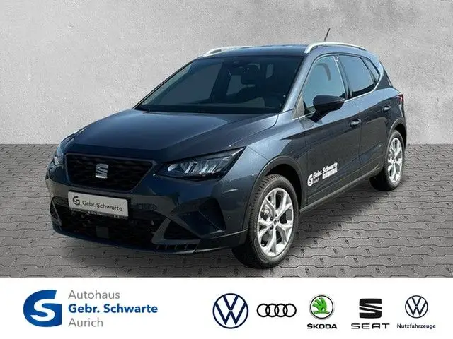 Photo 1 : Seat Arona 2024 Petrol