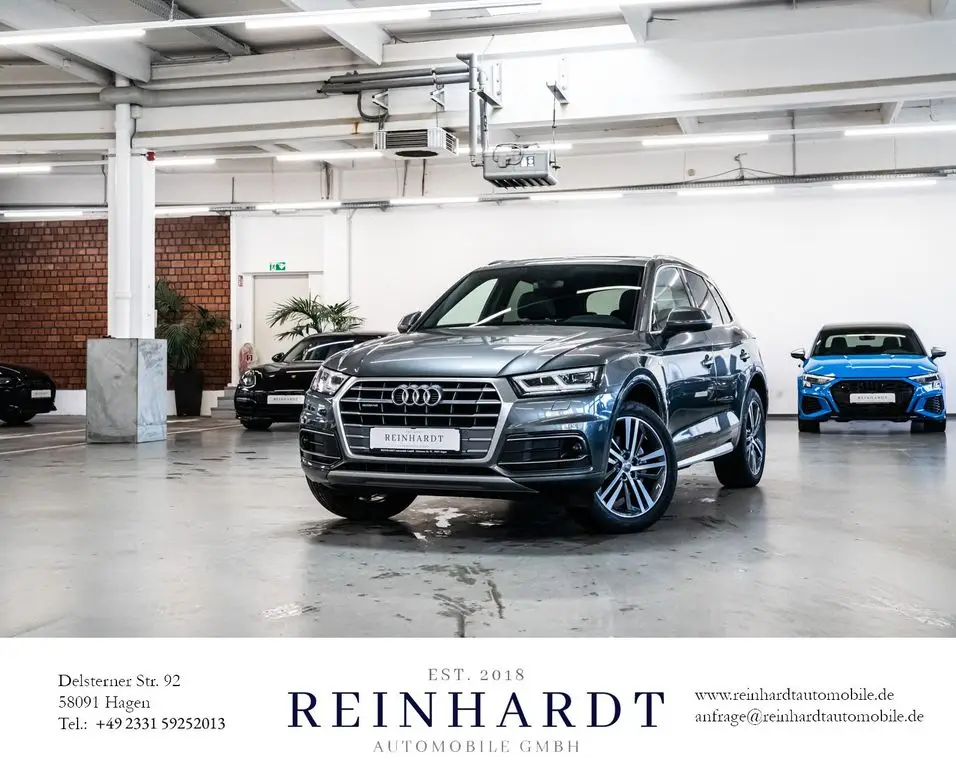 Photo 1 : Audi Q5 2019 Petrol