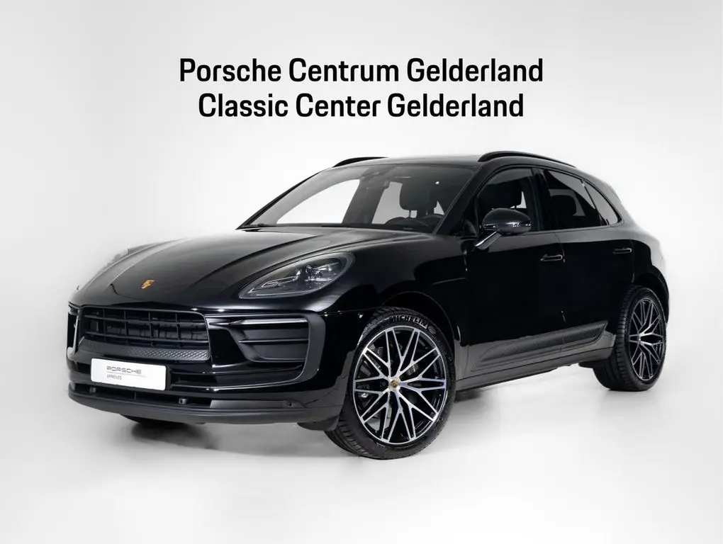 Photo 1 : Porsche Macan 2022 Essence