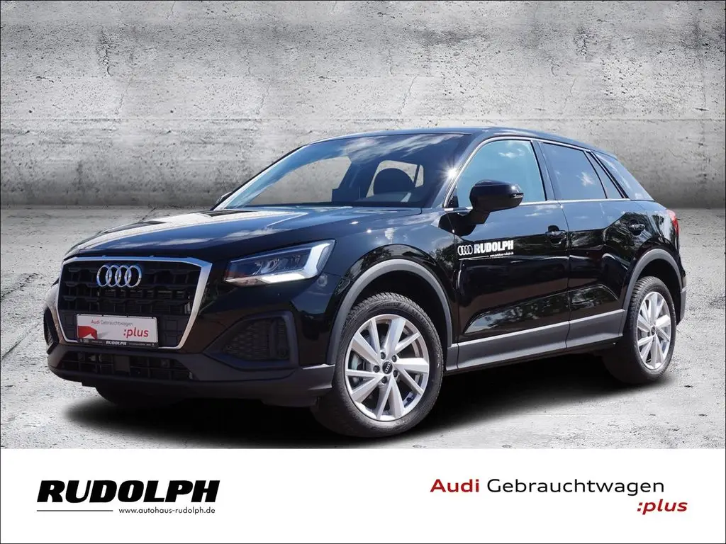 Photo 1 : Audi Q2 2024 Petrol