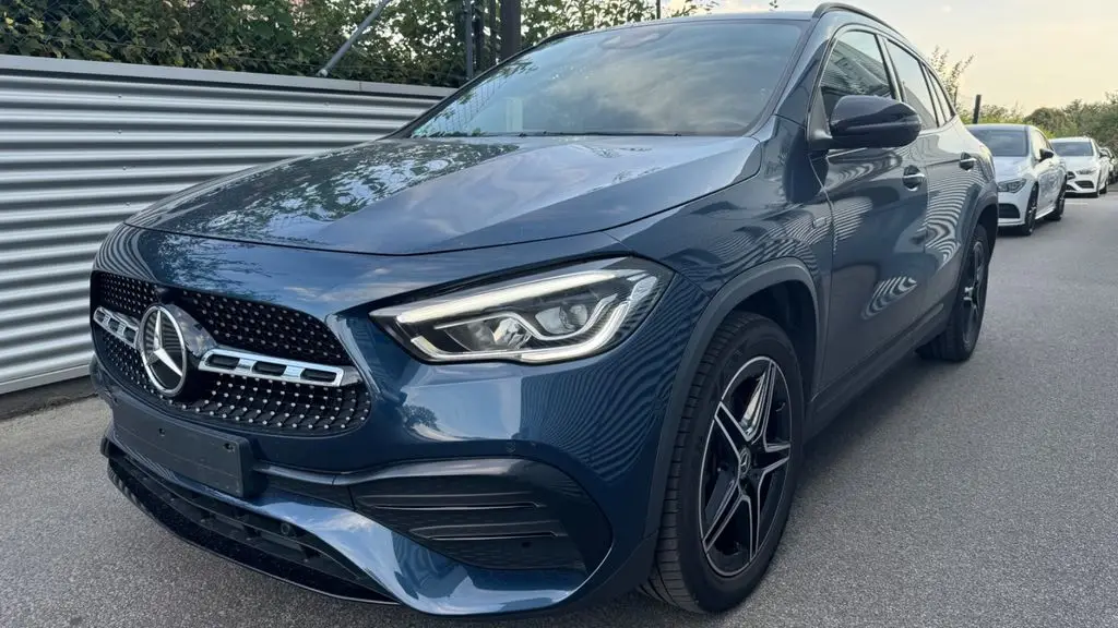 Photo 1 : Mercedes-benz Classe Gla 2021 Hybrid