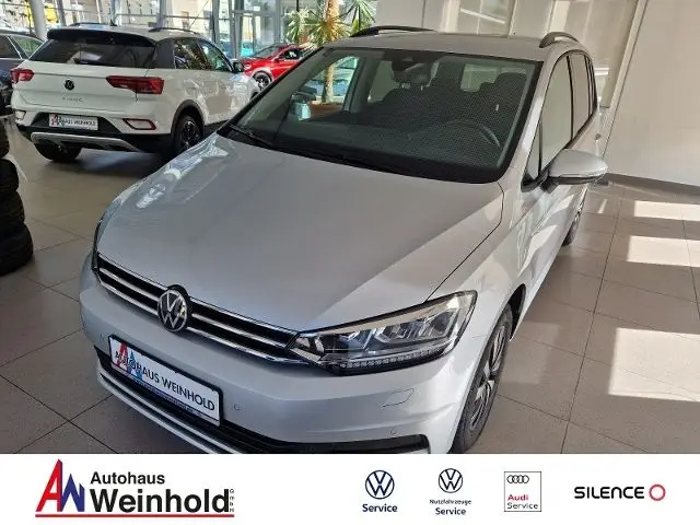 Photo 1 : Volkswagen Touran 2024 Petrol