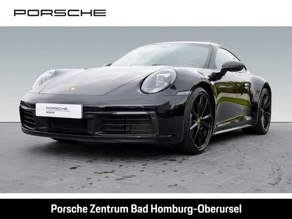 Photo 1 : Porsche 992 2021 Essence