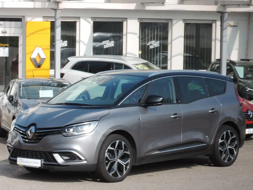 Photo 1 : Renault Grand Scenic 2023 Petrol