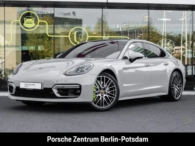 Photo 1 : Porsche Panamera 2023 Hybrid