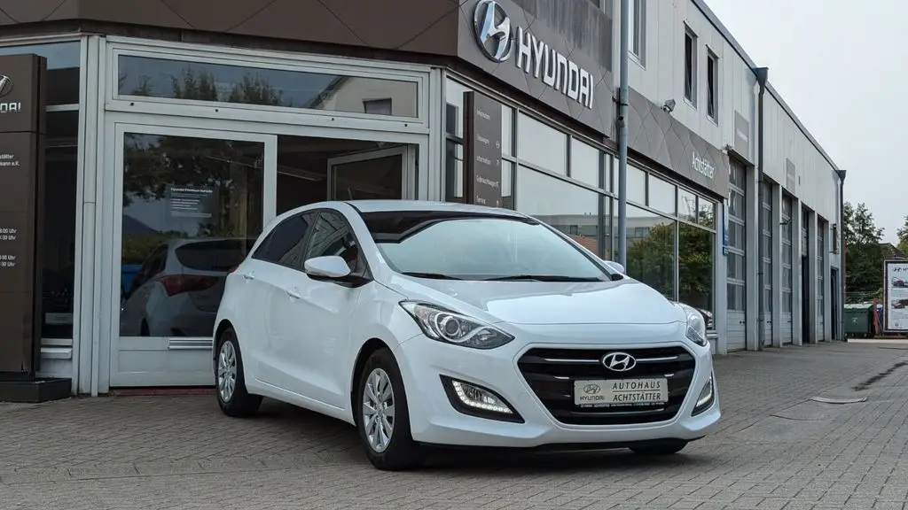 Photo 1 : Hyundai I30 2016 Petrol