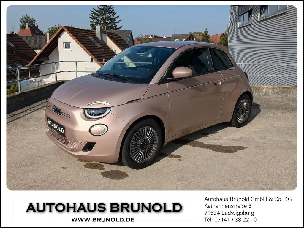 Photo 1 : Fiat 500 2023 Non renseigné