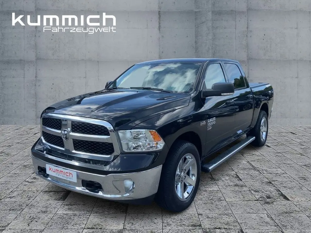 Photo 1 : Dodge Ram 2020 Petrol