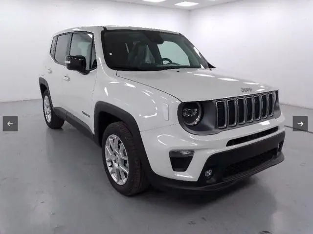 Photo 1 : Jeep Renegade 2023 Essence