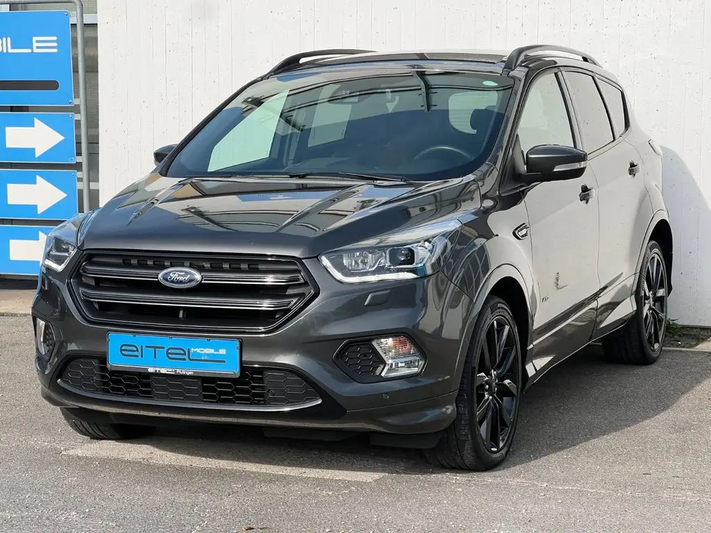 Photo 1 : Ford Kuga 2018 Petrol