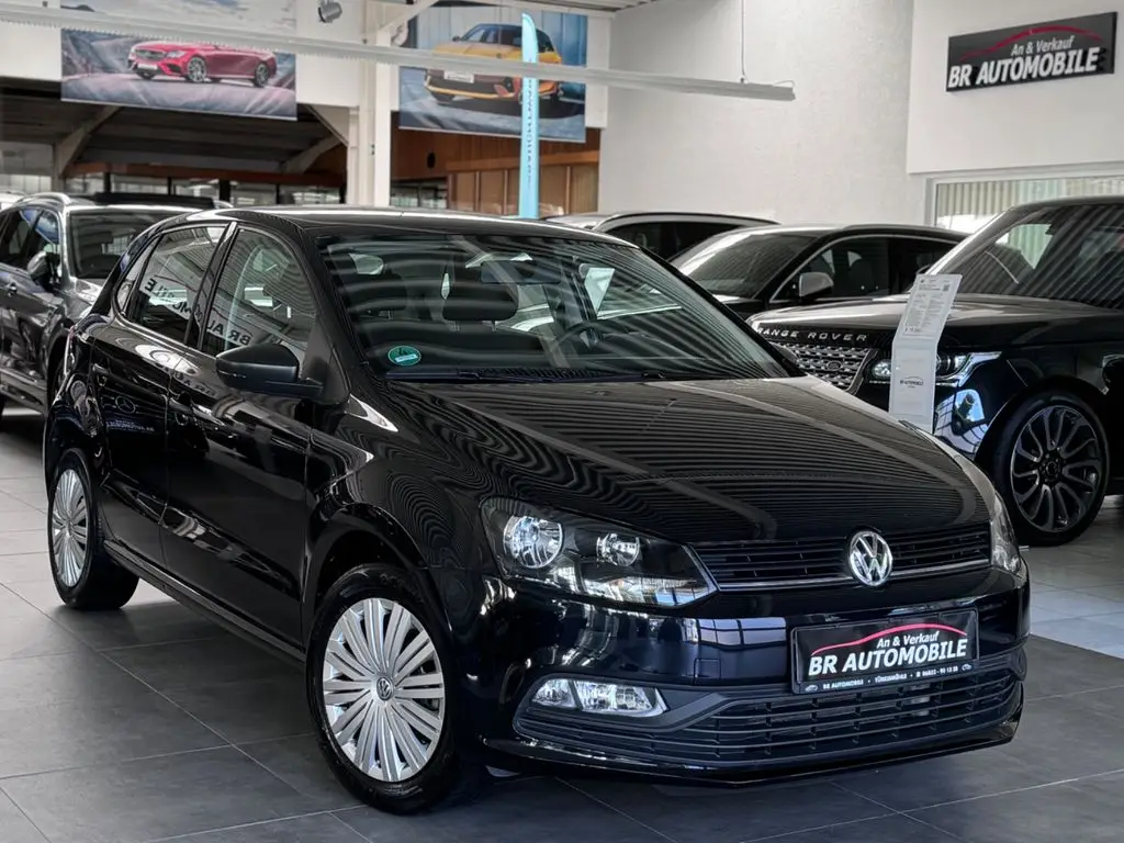 Photo 1 : Volkswagen Polo 2014 Petrol