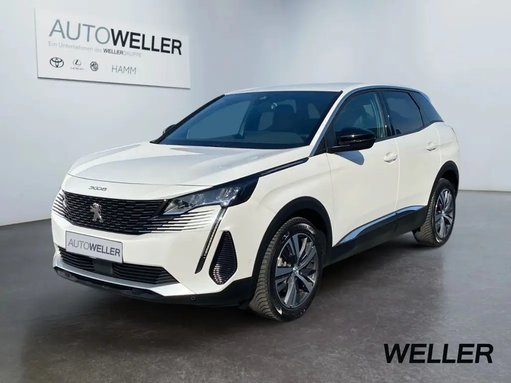 Photo 1 : Peugeot 3008 2023 Petrol