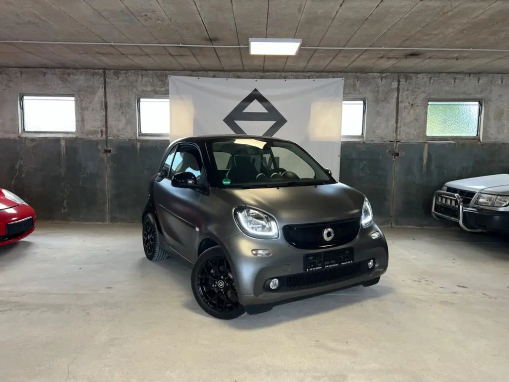 Photo 1 : Smart Fortwo 2015 Petrol