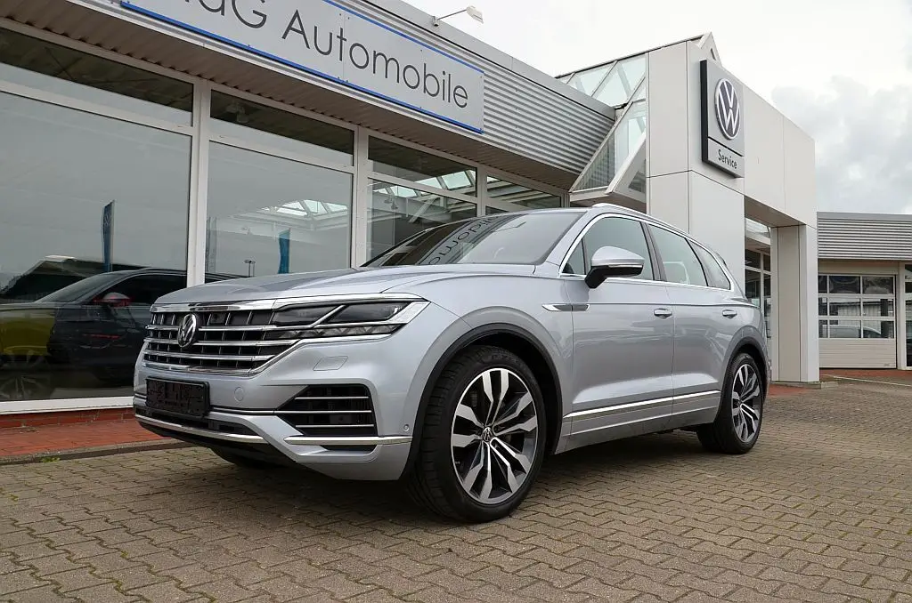 Photo 1 : Volkswagen Touareg 2021 Essence