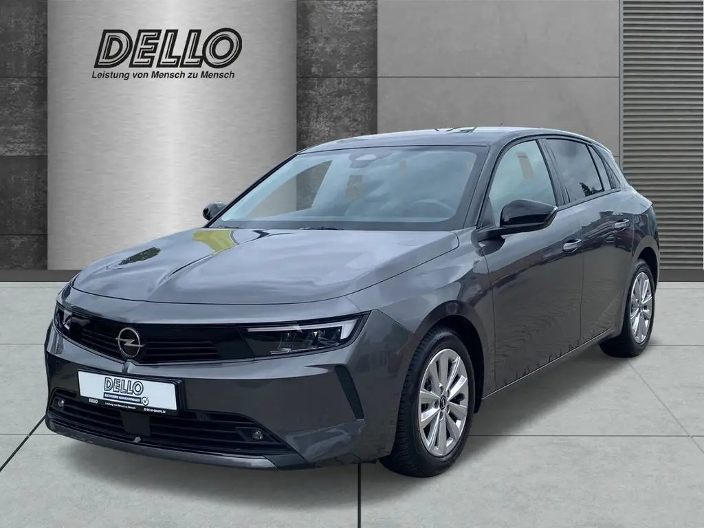 Photo 1 : Opel Astra 2023 Essence