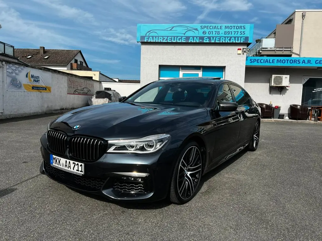 Photo 1 : Bmw Serie 7 2017 Petrol