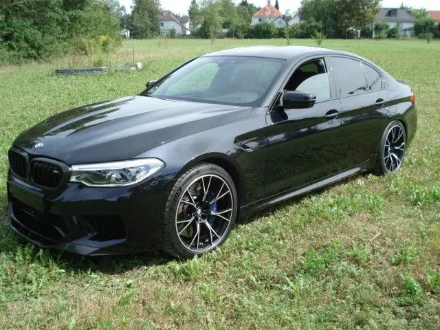 Photo 1 : Bmw M5 2019 Essence