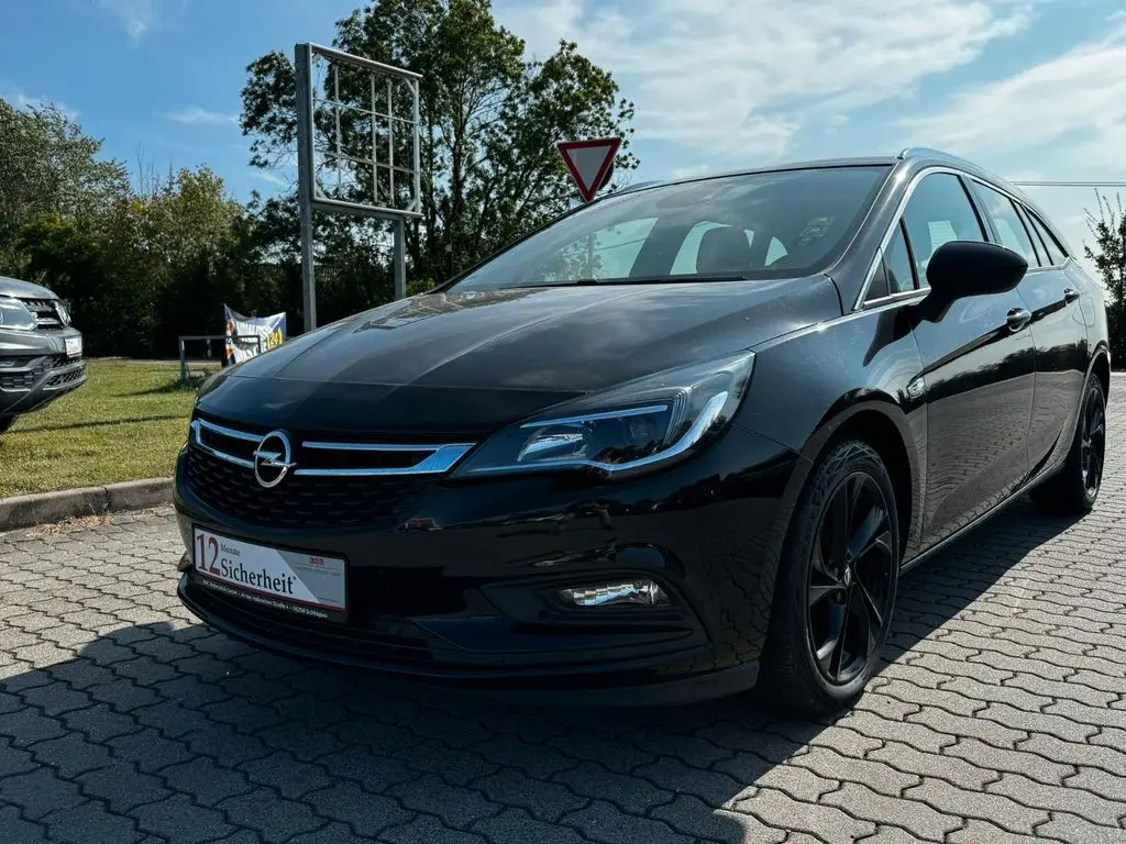 Photo 1 : Opel Astra 2019 Diesel