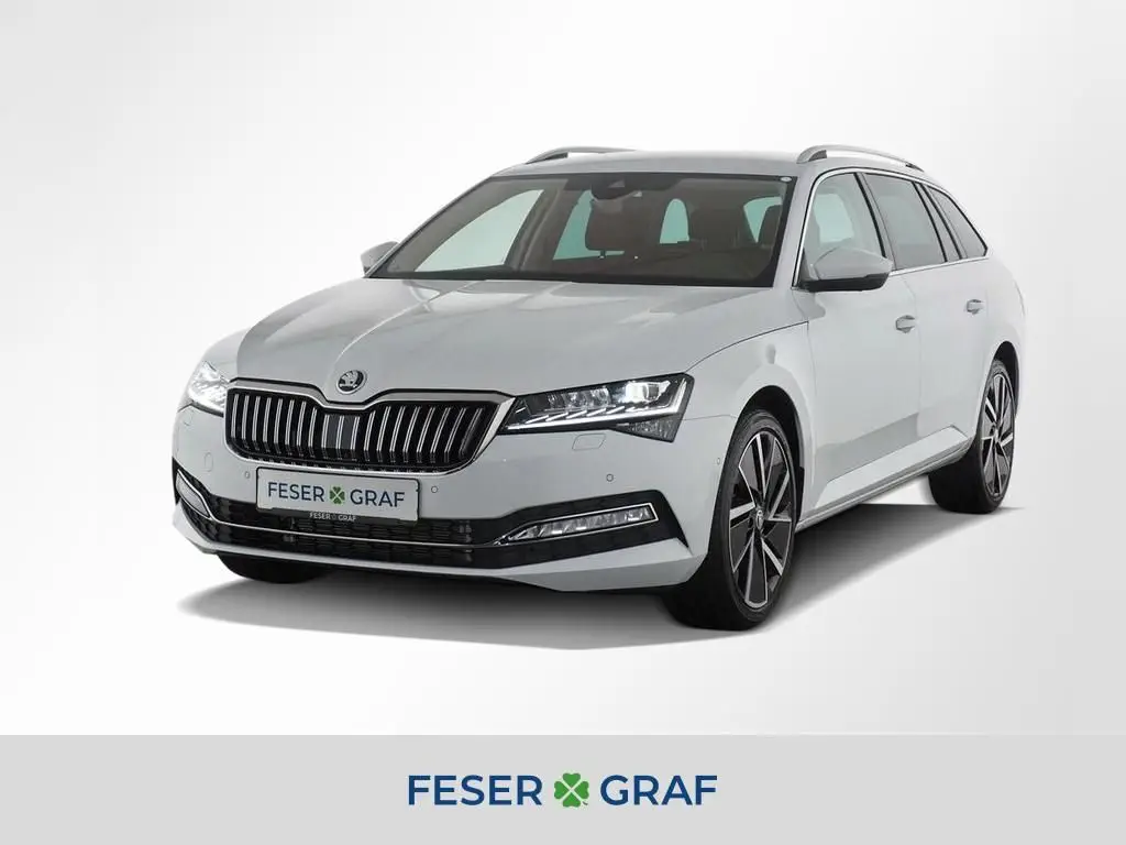 Photo 1 : Skoda Superb 2023 Essence